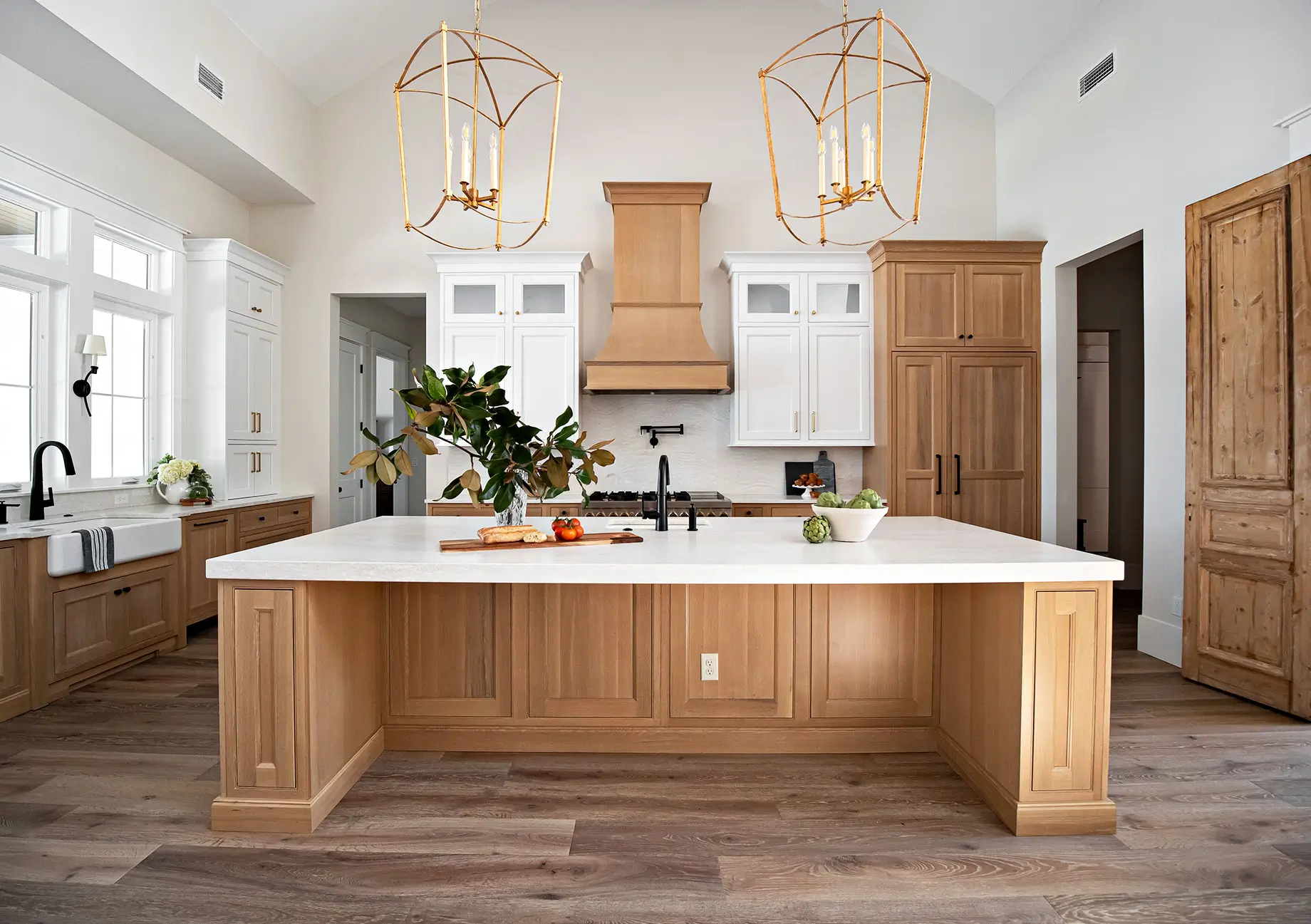 Custom kitchen cabinets installed in a Dubai residence by Risala Furniture