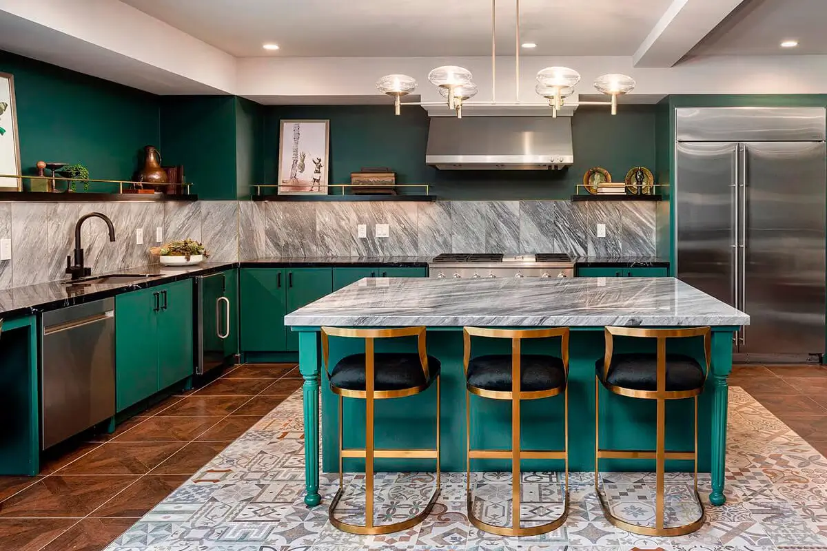 High gloss luxury kitchen installation — Dubai penthouse