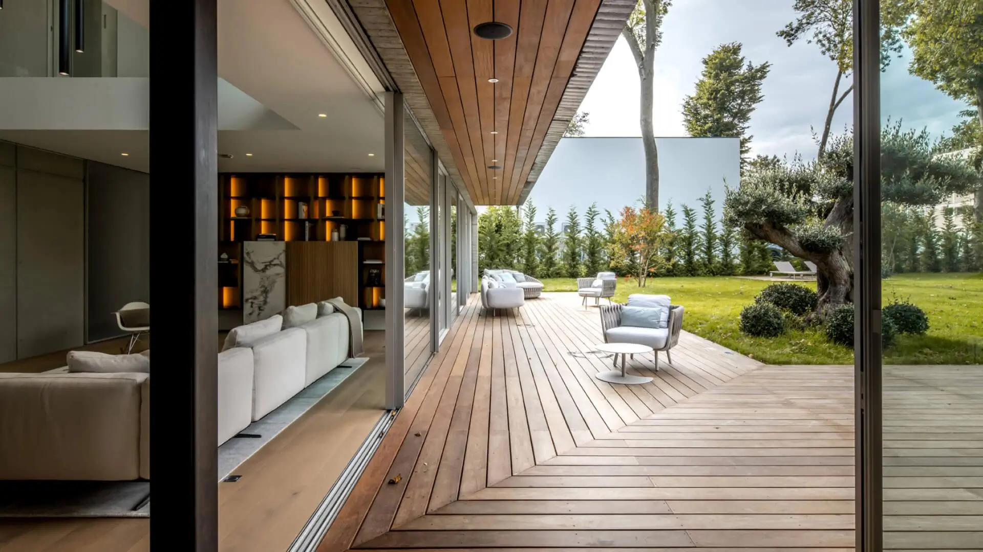 Rooftop garden WPC decking Dubai