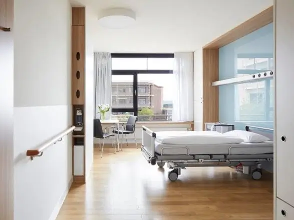 Hospital patient room flooring in Dubai