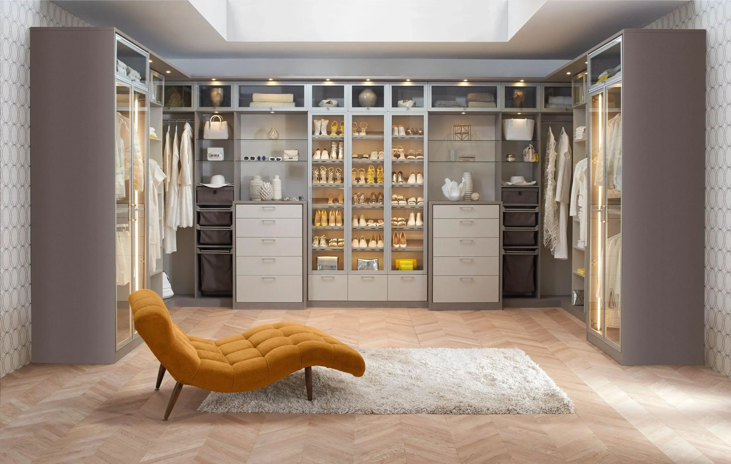 Custom Walk in Closet Wardrobe Dubai