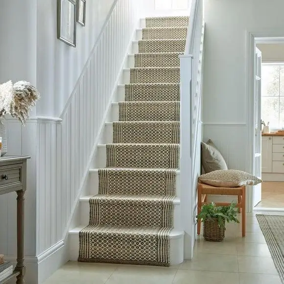 Premium wool stair carpet runner Dubai